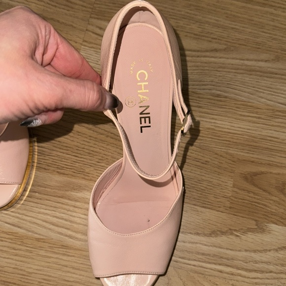 Chanel sandals authentic! - Picture 9 of 16